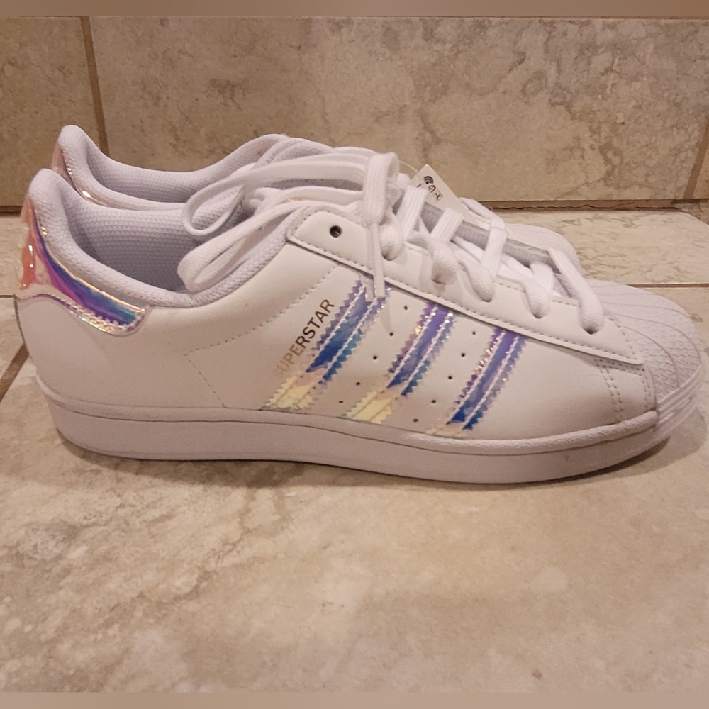 NWT RARE Adidas Iridescent Holographic Superstars Unisex size 7, Women’s size 8